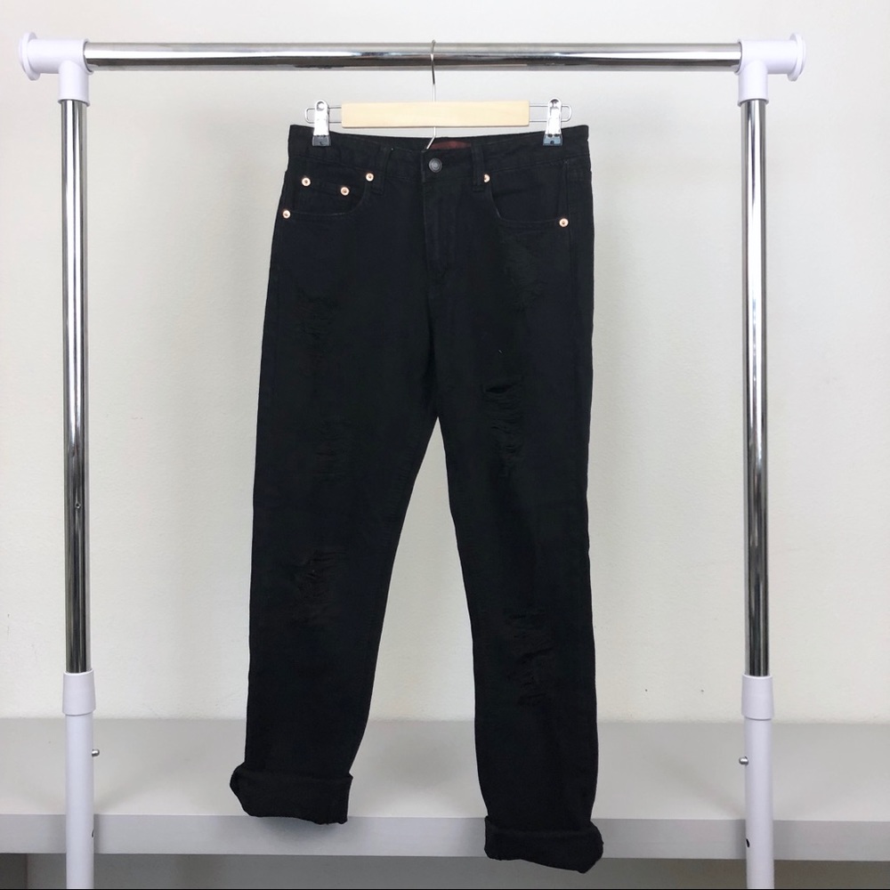 NWT Signature8 Black Distressed Boyfriend Jeans